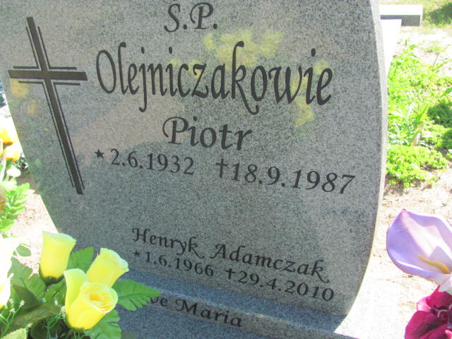 Grób HELENA OLEJNICZAK
