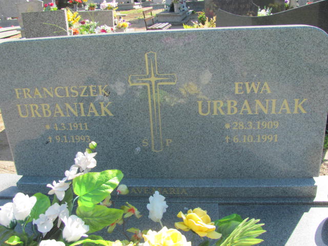 Grób EWA URBANIAK