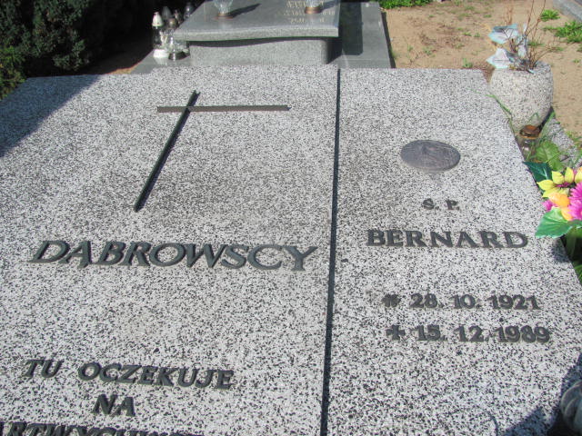 Grób BERNARD DĄBROWSKI