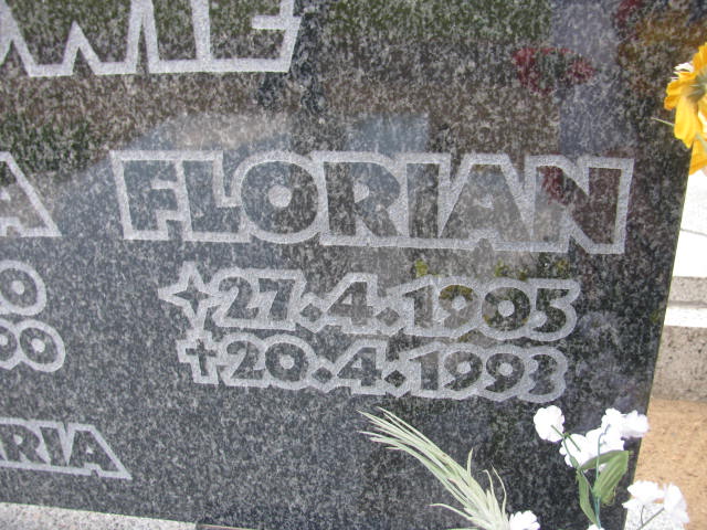 Grób PELAGIA KAJDASZ