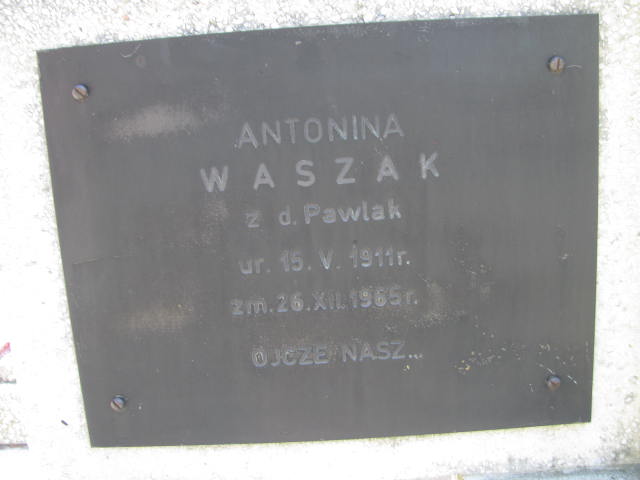 Antonina Waszak 1911 Września - Grobonet - Wyszukiwarka osób pochowanych