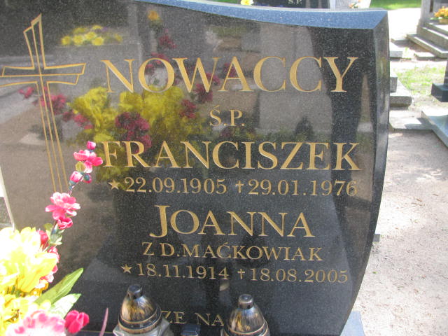 Grób FRANCISZEK NOWACKI