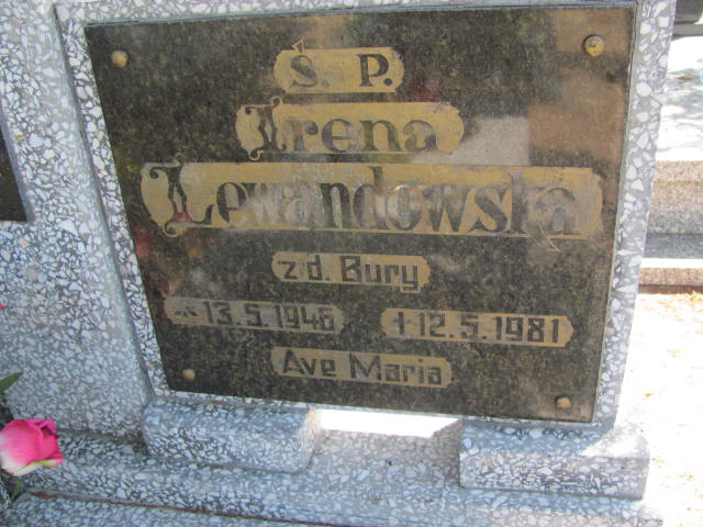 Grób IRENA LEWANDOWSKA