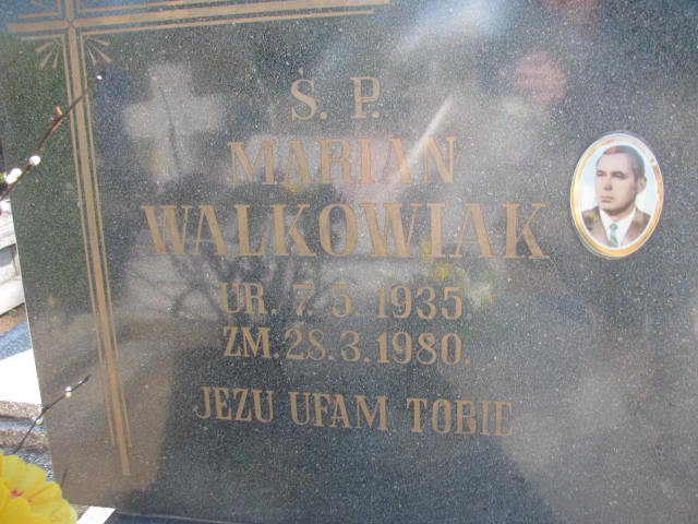 Grób MARIAN WALKOWIAK
