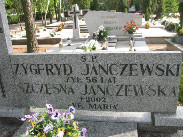 Grób TOMASZ KOSIARKIEWICZ